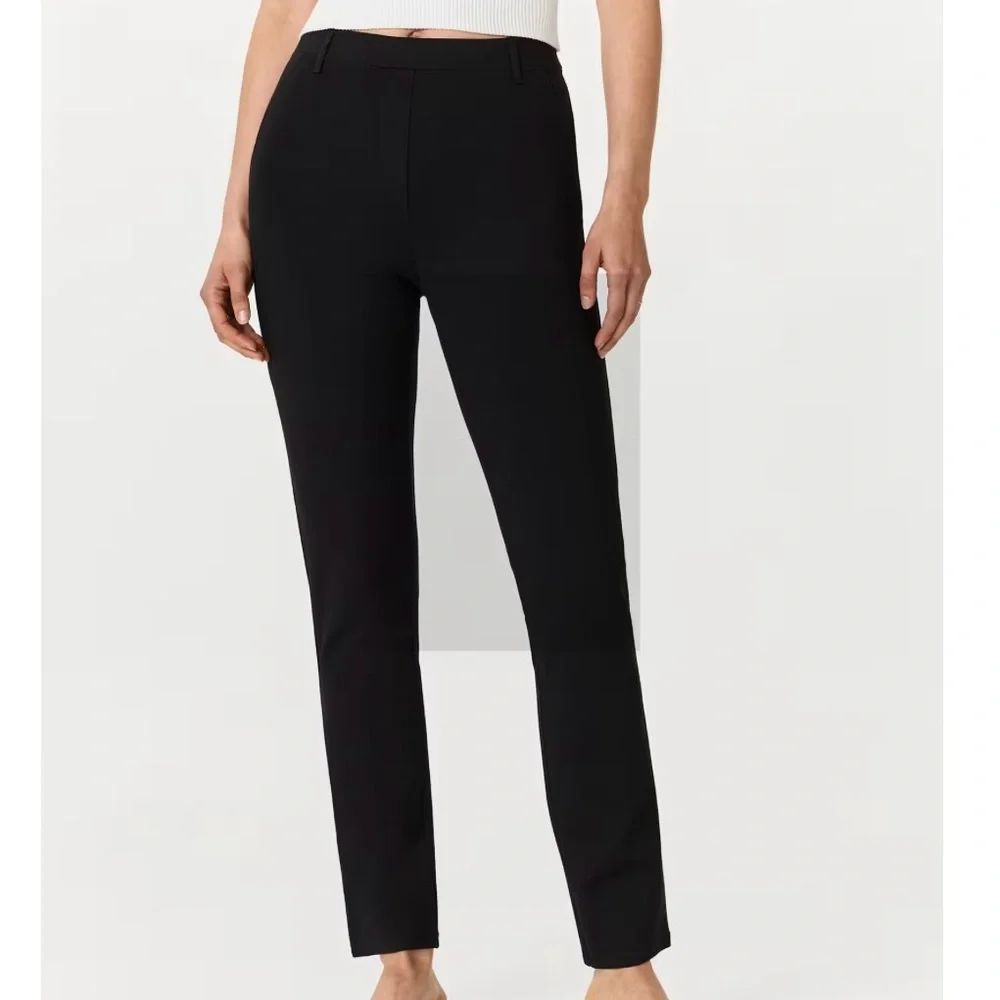 Quince Ultra-Stretch Ponte Straight Leg Pants - Picture 4 of 10